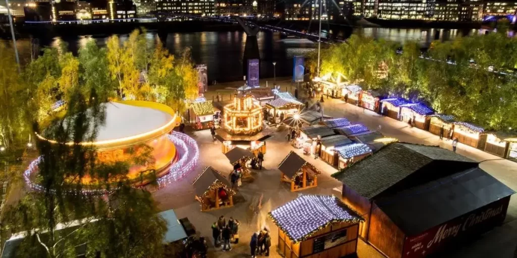 Mercadillo navideño en la ciudad de Londres