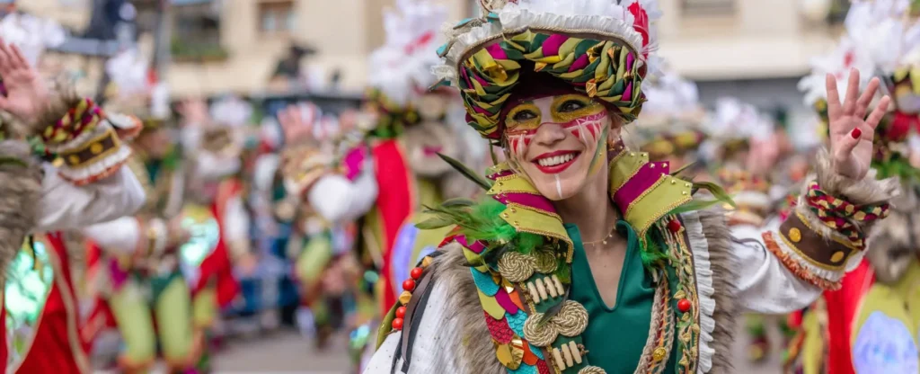 Carnaval de Badajoz, desfile de comparsas